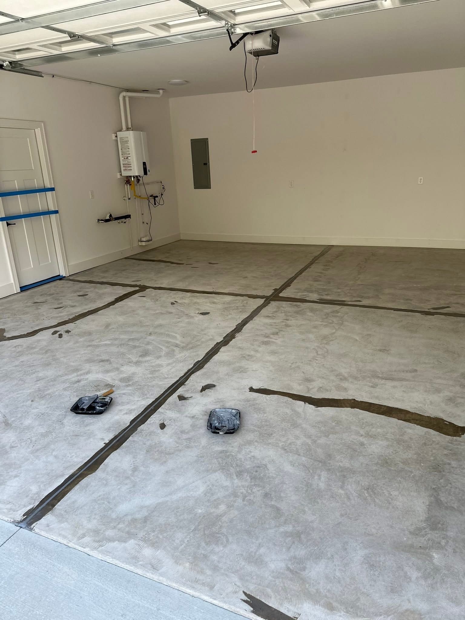 Cracked Garage Floor Gets a Full Epoxy Flake Makeover image