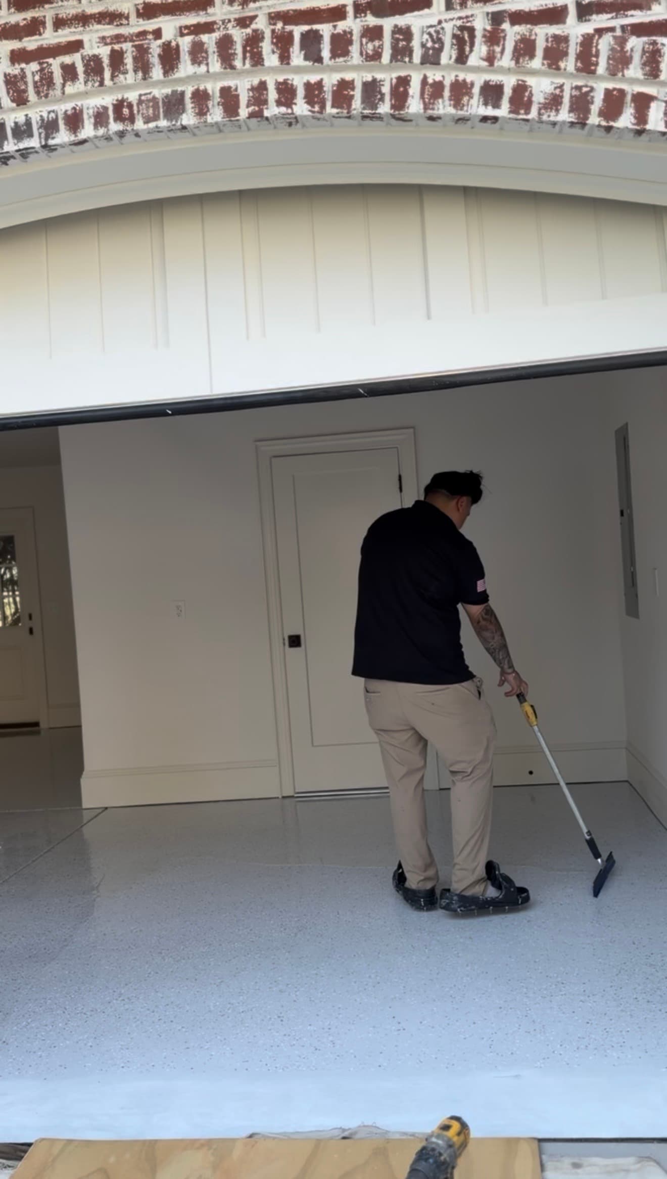 Gallery photos for Garage Floor Goes From Dull Concrete to Showroom-Worthy Epoxy Flakes: Image #3