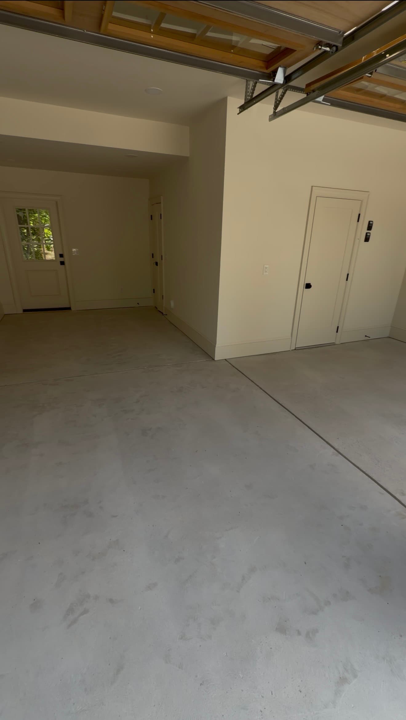 Garage Floor Goes From Dull Concrete to Showroom-Worthy Epoxy Flakes image